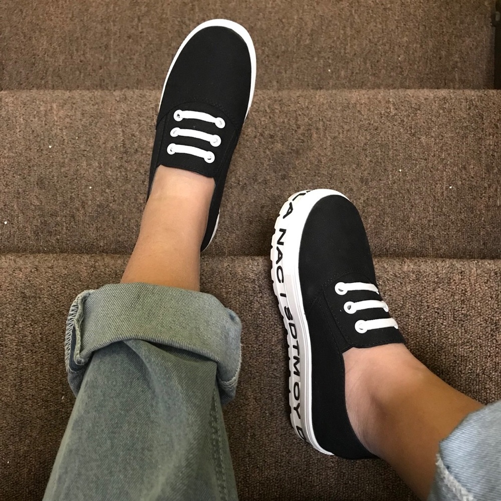 Shoes - Picture 4 of 8